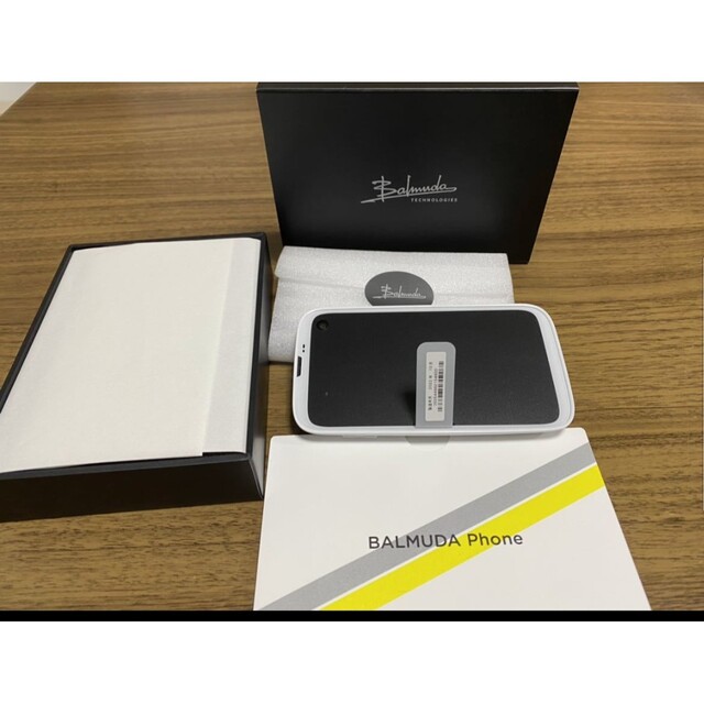 【新品未開封】BALMUDA BALMUDA Phone A101BM ホワイトスマートフォン本体