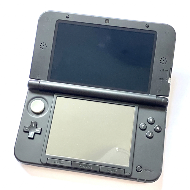 マリオカート2点付き】ニンテンドー3DS LL シルバー×ブラック 本体の