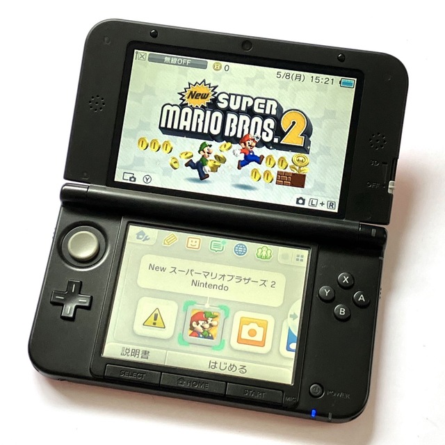 ☆美品☆本体のみ☆ニンテンドー3DS LL New スーパーマリオブラザーズ版-