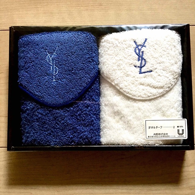 Yves Saint Laurent(イヴサンローラン)のイヴ・サンローラン　ハンドタオル メンズのファッション小物(ハンカチ/ポケットチーフ)の商品写真