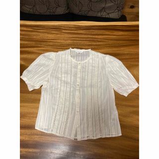 マウジー(moussy)のMOUSSY レース柄ブラウス　M(シャツ/ブラウス(半袖/袖なし))