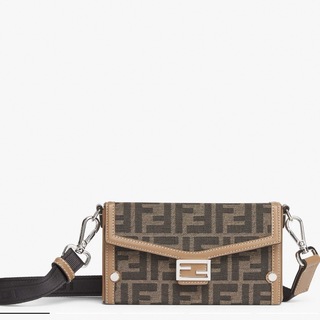 FENDI - 確実正規品 FENDI フェンディショルダーバッグの通販 by きらり's shop｜フェンディならラクマ