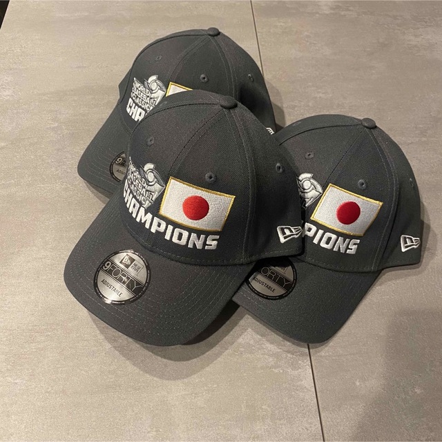 NEW ERA(ニューエラー)の【希少グレー3個セット送料込】WBC2023 Japan優勝記念キャップ メンズの帽子(キャップ)の商品写真