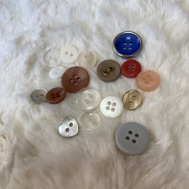 色々ボタンセット ハンドメイドの素材/材料(各種パーツ)の商品写真