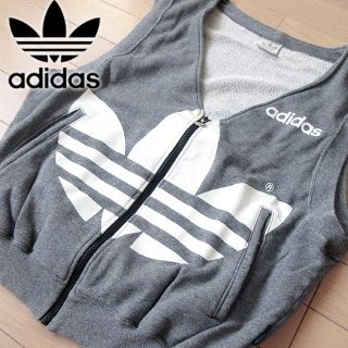 アディダス(adidas)の美品 M-L アディダス 80’s デサントタグ トレフォイルベスト グレー(ベスト)