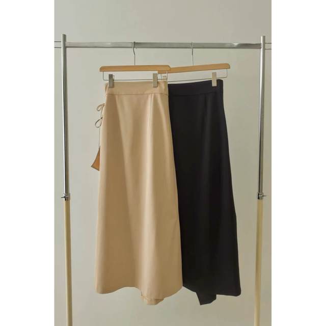 Eaphi asymmetry drape skirt