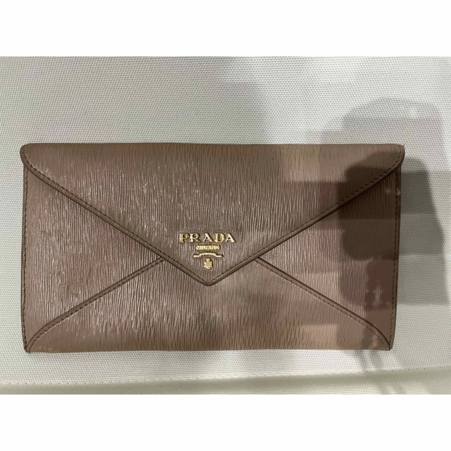 PRADA(プラダ)の【プラダ】ピンクベージュ 長財布 レディースのファッション小物(財布)の商品写真