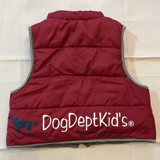 DOG DEPT(ドッグデプト)のDOG・DEPT KID′S★ダウンベスト　リバーシブル　100 キッズ/ベビー/マタニティのキッズ服男の子用(90cm~)(ジャケット/上着)の商品写真