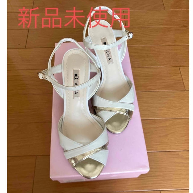 新品 ダイアナ サンダル