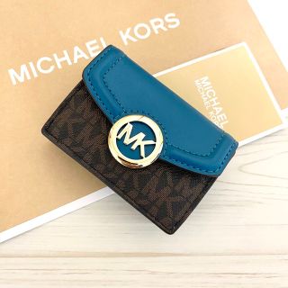 マイケルコース(Michael Kors) グリーン 財布(レディース)の通販 85点