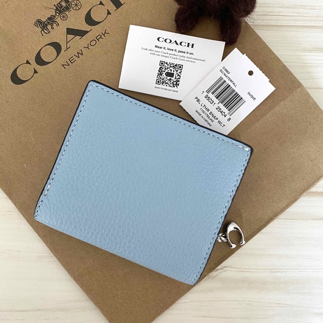 新品☆ COACH(コーチ)ライトブルー レザー 折り財布