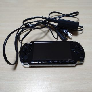 プレイステーションポータブル(PlayStation Portable)のPSP 本体　充電器　メモリースティック付き(携帯用ゲーム機本体)