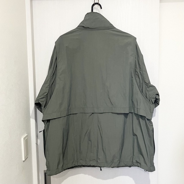 1LDK SELECT(ワンエルディーケーセレクト)のDAIWA PIER39 TECH 2WAY WINDBREAKER Lサイズ メンズのジャケット/アウター(ナイロンジャケット)の商品写真