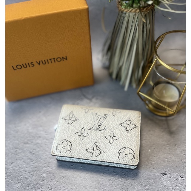 LOUIS VUITTON - ルイヴィトンLOUIS VUITTON ポルトフォイユ クレア