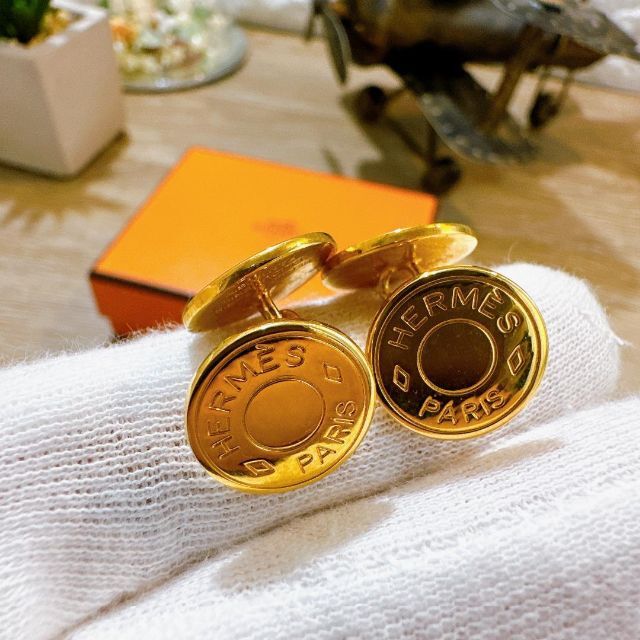 売れ筋がひクリスマスプレゼント! エルメス HERMES セリエ カフス