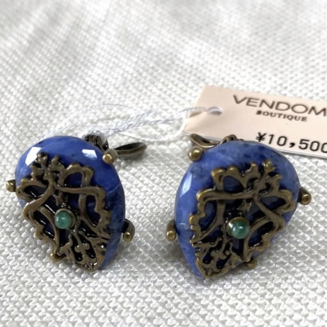 Plus Vendome(プラスヴァンドーム)の新品タグ付　VENDOME BOUTIQUE ヴァンドームブティック　イヤリング レディースのアクセサリー(イヤリング)の商品写真