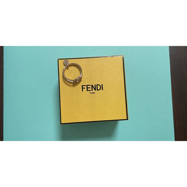 フェンディ指輪　フェンディリング　F is Fendi エフイズフェンディ 1