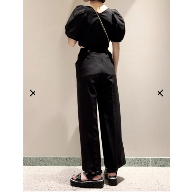 直販最安値 SNIDEL サイドスリットオールインワン タグ付き未着用 - パンツ 直販最安値 SNIDEL サイドスリットオールインワン タグ付き未着用 - パンツ
