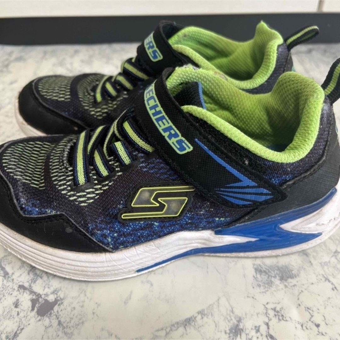 SKECHERS(スケッチャーズ)のスケッチャーズ★19cm キッズ/ベビー/マタニティのキッズ靴/シューズ(15cm~)(スニーカー)の商品写真