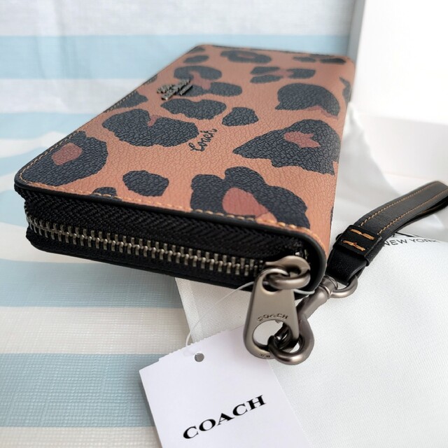 新品未使用】COACH コーチ 長財布 シグネチャー ロゴ ストラップ母の日-