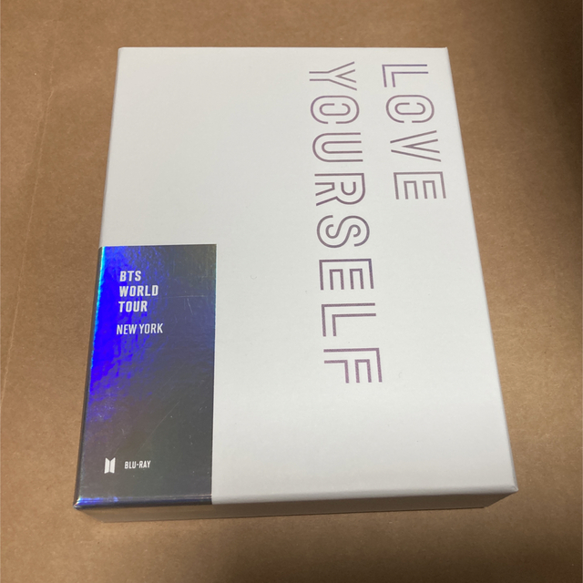 防弾少年団(BTS)(ボウダンショウネンダン)のBTS LOVE YOURSELF NEWYORK Blu-ray エンタメ/ホビーのDVD/ブルーレイ(アイドル)の商品写真