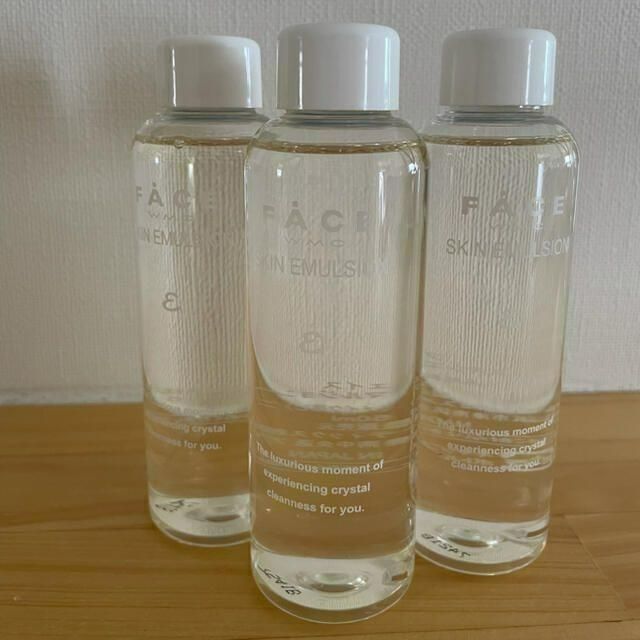 ワミレススキンエマルジョン×3 フェイスルースパウダー×2-