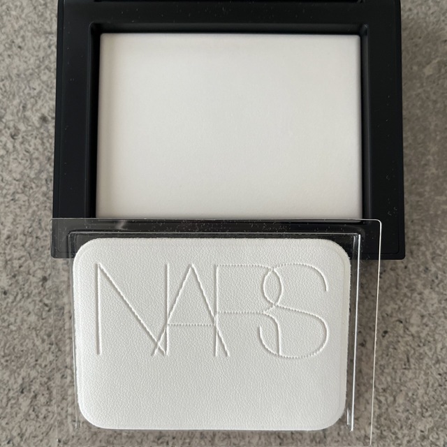 NARS(ナーズ)のNARS ライトリフレクティングセッティングパウダー  コスメ/美容のベースメイク/化粧品(フェイスパウダー)の商品写真