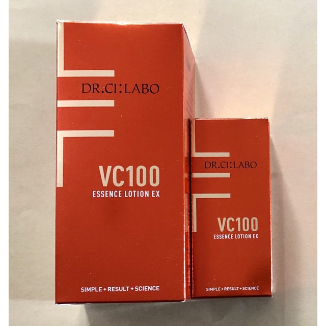 Dr.Ci Labo(ドクターシーラボ)のドクターシーラボ VC100エッセンスローションEX100ml +28ml コスメ/美容のスキンケア/基礎化粧品(化粧水/ローション)の商品写真