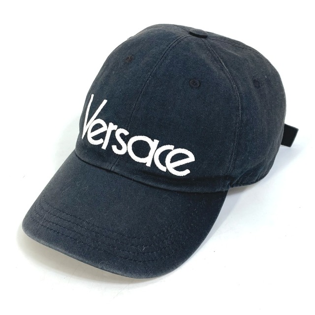 VERSACE(ヴェルサーチ)のヴェルサーチ VERSACE ロゴ 帽子 キャップ帽 キャップ コットン ブラック レディースの帽子(キャップ)の商品写真