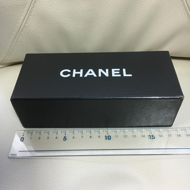 CHANEL(シャネル)のシャネル サングラス用 空箱  レディースのファッション小物(サングラス/メガネ)の商品写真