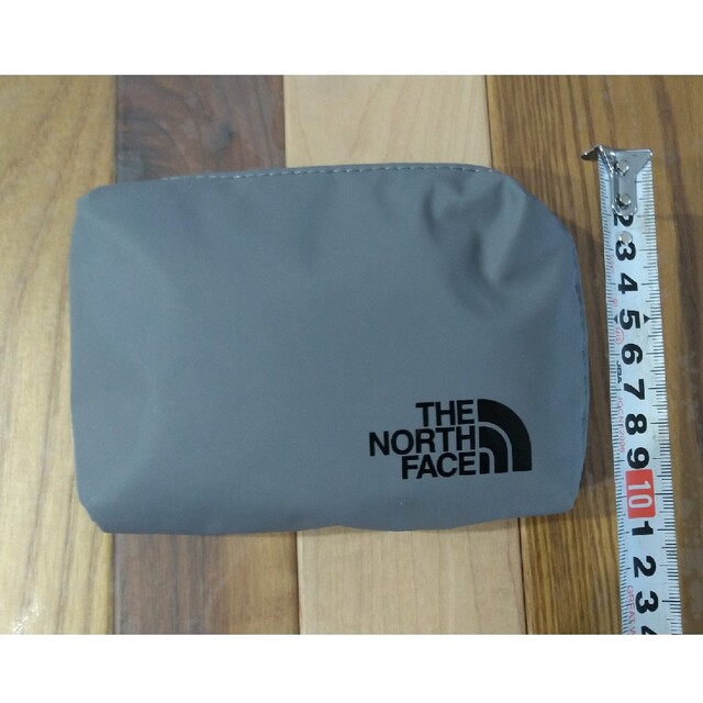 THE NORTH FACE(ザノースフェイス)のノースフェイス 小物入れ メンズのファッション小物(コインケース/小銭入れ)の商品写真