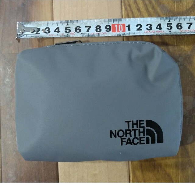 THE NORTH FACE(ザノースフェイス)のノースフェイス 小物入れ メンズのファッション小物(コインケース/小銭入れ)の商品写真