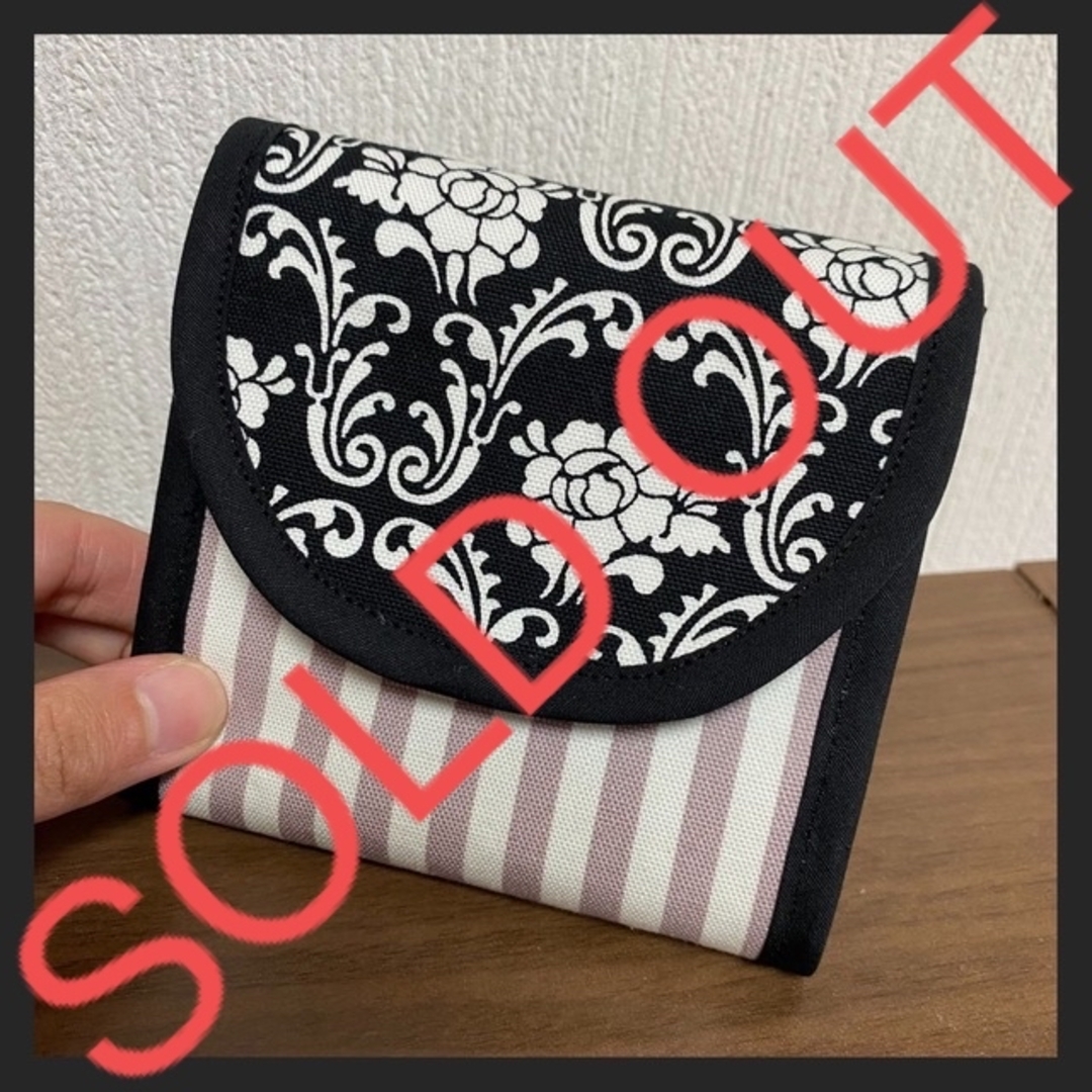 ブラックローズなダマスク柄♡ミニ財布♡財布♡折財布♡ハンドメイド