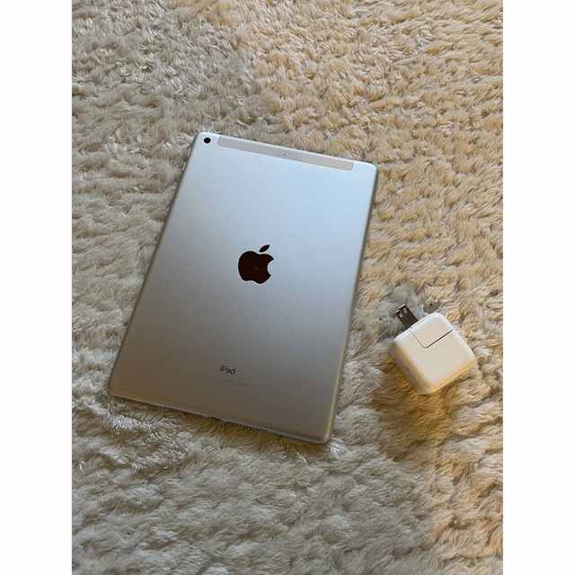 iPad 第6世代 32G シルバー