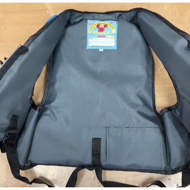 ライフジャケット キッズ 100-130 ジュニア 子供 海 水遊び プール の通販 by Mt.haapyはる|ラクマ
