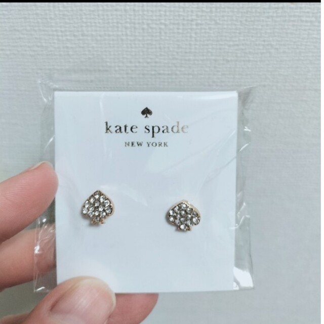 kate spade new york(ケイトスペードニューヨーク)のケイト・スペード　キラキラ　ピアス レディースのアクセサリー(ピアス)の商品写真