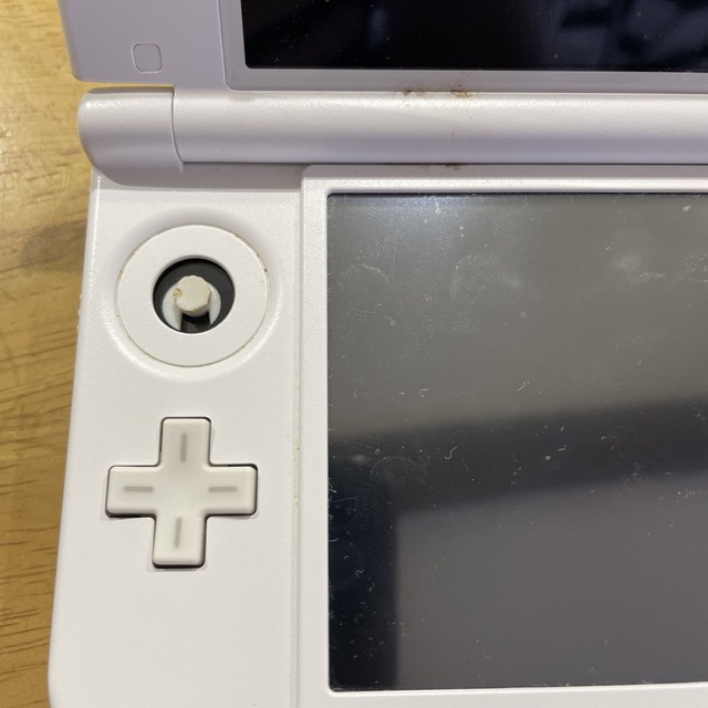 ニンテンドー3DS(ニンテンドー3DS)の【ジャンク品】3DSLL ホワイト　初期化済み エンタメ/ホビーのゲームソフト/ゲーム機本体(携帯用ゲーム機本体)の商品写真