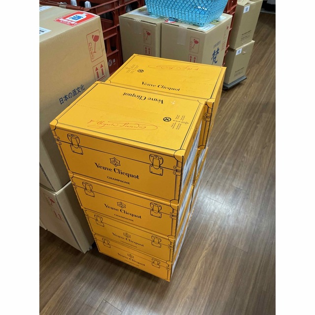 MOËT & CHANDON - ヴーヴクリコイエロー6本セットの通販 by モズ's