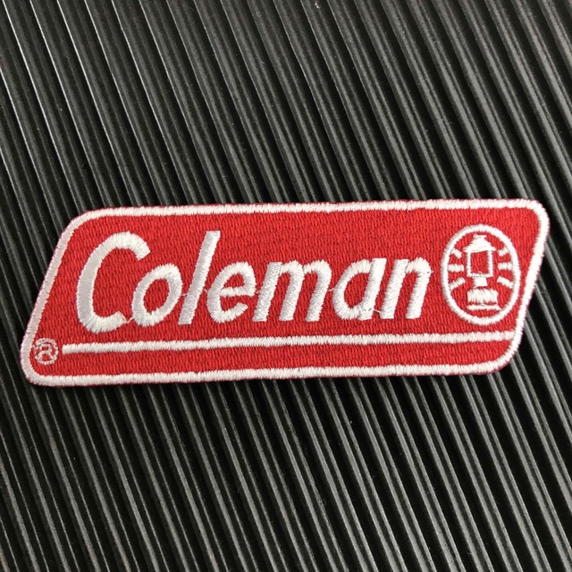 Coleman(コールマン)のCOLEMAN コールマン ロゴ アイロンワッペン パッチ 2枚セット -S ハンドメイドの素材/材料(各種パーツ)の商品写真