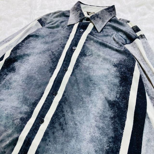 BARACUTA(バラクータ)のヴィンテージ バラクータ ヴァン ヒューゼン アート総柄 長袖開襟シャツ メンズのトップス(シャツ)の商品写真