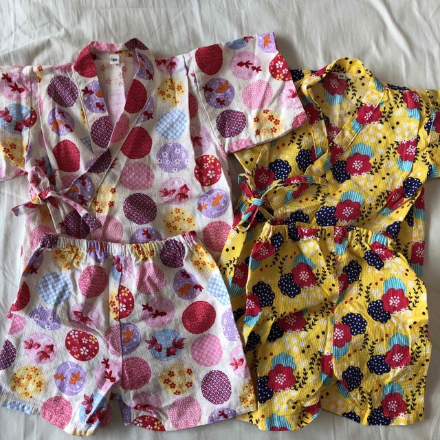 西松屋(ニシマツヤ)の美品　甚平　90サイズ　まとめ売り キッズ/ベビー/マタニティのキッズ服女の子用(90cm~)(甚平/浴衣)の商品写真