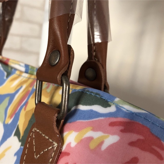 LAURA ASHLEY(ローラアシュレイ)のローラアシュレイ　ポーチ付きトートバッグ レディースのバッグ(トートバッグ)の商品写真