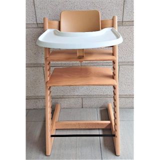 ストッケ(Stokke)の【極美品】ストッケ　トリップトラップSN.6～　ベビーセット＆トレイ付(その他)