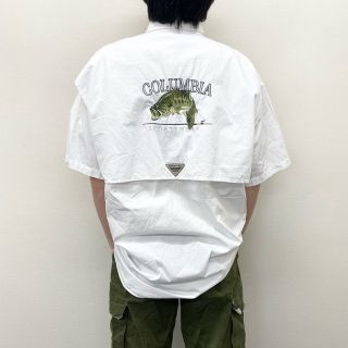 コロンビア(Columbia)のUS古着 コロンビア Columbia PFG タミアミII フィッシングシャツ 半袖 Tamiami II ブラックバス刺繍 FM7231 サイズ：メンズ XL ビッグサイズ ホワイト【中古】(シャツ)