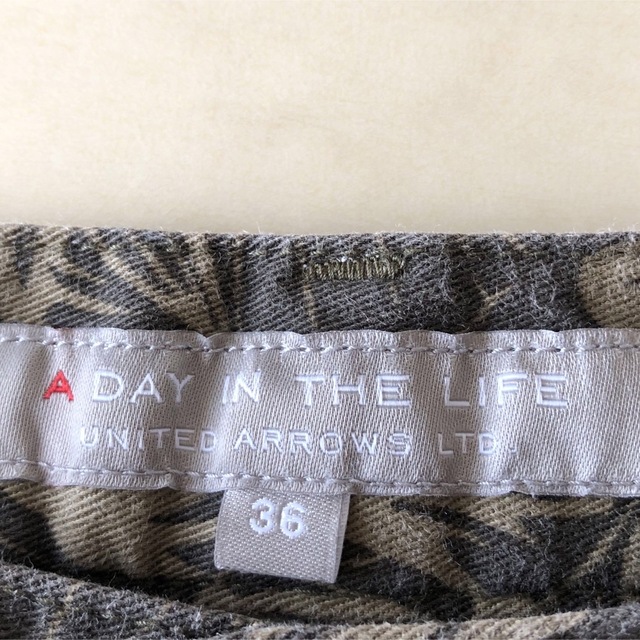 UNITED ARROWS(ユナイテッドアローズ)のA DAY IN THE LIFE  ユナイテッド アローズ　タイトスカート　 レディースのスカート(ひざ丈スカート)の商品写真