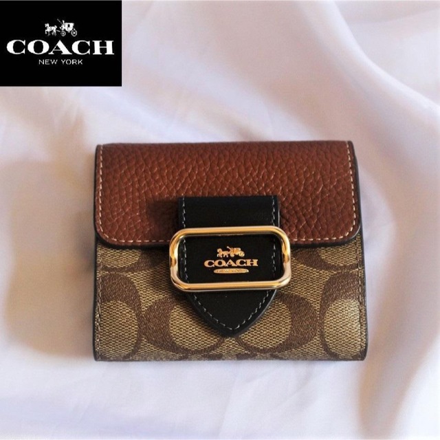 【本日限定価格】新品　未使用　coach スモールモーガン