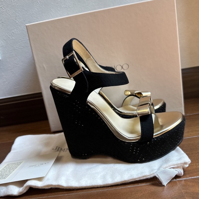 JIMMY CHOO(ジミーチュウ)の新品　ジミーチュウ　リボン厚底サンダル　35 レディースの靴/シューズ(サンダル)の商品写真