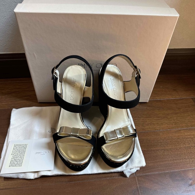 JIMMY CHOO(ジミーチュウ)の新品　ジミーチュウ　リボン厚底サンダル　35 レディースの靴/シューズ(サンダル)の商品写真