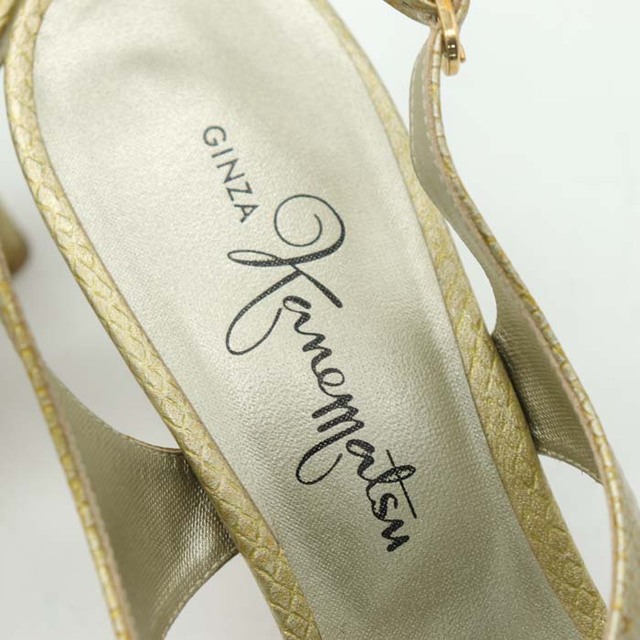 銀座かねまつ サンダル クロコ型押し クロスストラップ ミドルヒール ブランド シューズ 靴 レディース 23.5cmDサイズ ゴールド Kanematsu レディースの靴/シューズ(サンダル)の商品写真