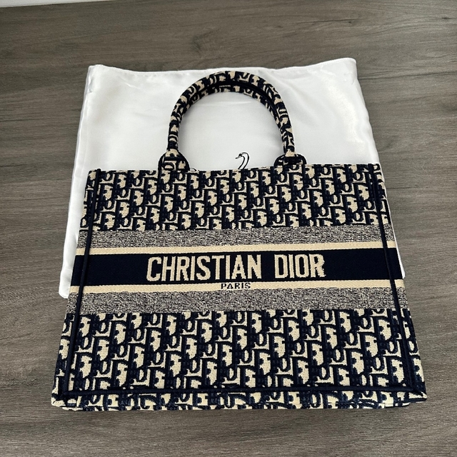 Dior ディオール ブックトート 早い者勝ち バッグ 直営通販サイト Dior